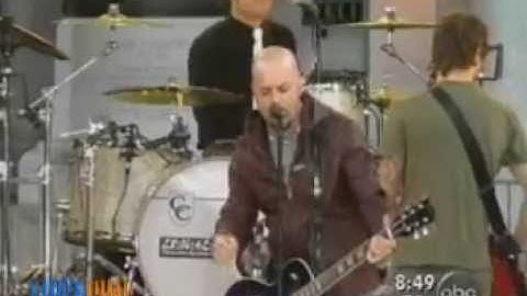 Daughtry - "Over You" (Live Performance)