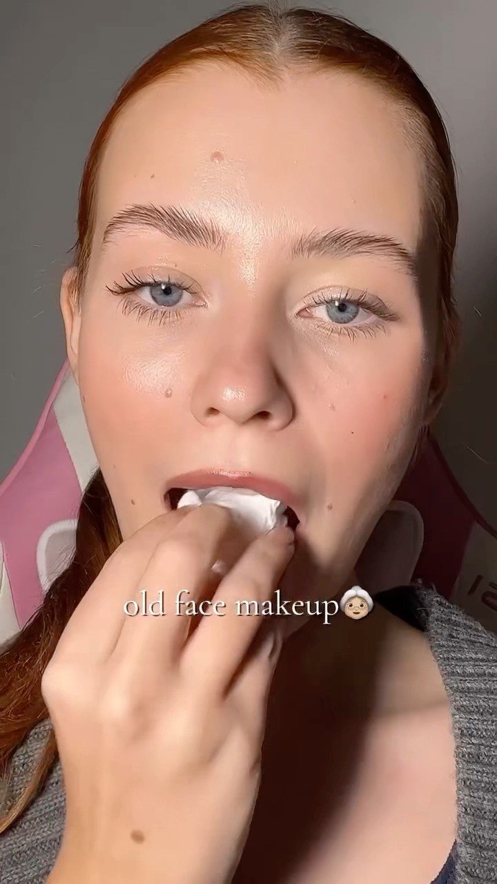Old Face Makeup ? #XOTV #WithPermission from @andreeva.vica