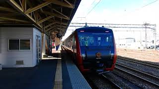 〔いなほ5号〕秋田行酒田到着・〔海里〕新潟行酒田入線