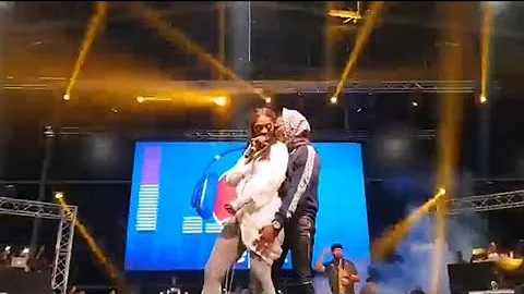 WizKid rocks Tiwa Savage on stage at the One Africa Fest in Dubai
