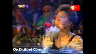 Ayşe Taş - Doldur Kadehi Aşk İçin Dudağa Değsin - TRT Yayını - VHS Arşivi Resimi