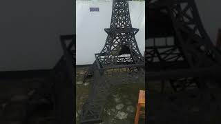 Miniatur Menara Eiffel