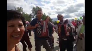 Баян и гармонь батл танцы Киле ява (Салават) Су буенда учак яна Баян и гармонь батл танцы Киле ява (Салават) Су буенда учак яна