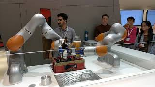 Kuka LBR iiwa - Beer Robot - Hannover Messe 2018