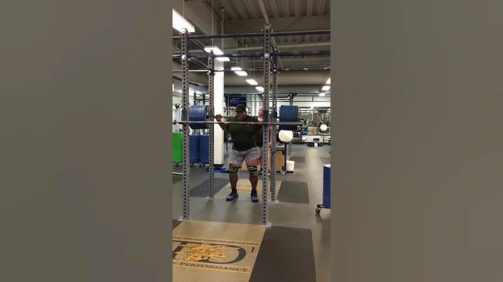 Gerald Sykes 515lb squat for 3