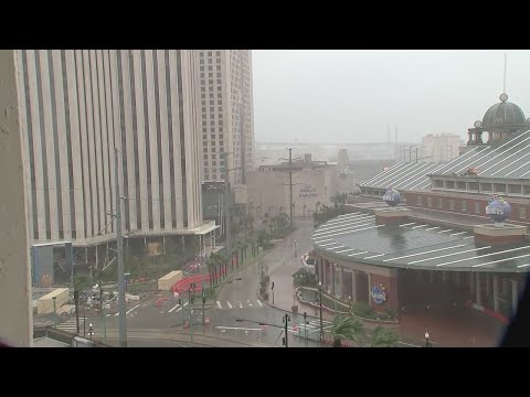 View from New Orleans as Category 4 Hurricane Ida hits