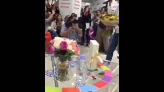 Ольга Бузова - Сегодня состоялась моя первая встреча с читателем Ольга Бузова - Сегодня состоялась моя первая встреча с читателем