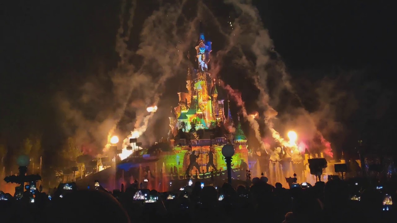 DisneyLand New Year's Eve (2018.12.31) YouTube