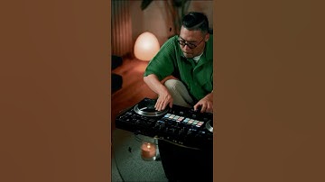 🔥🔥 The DJ, a fundamental part of Hip Hop!…. #HoldUp #90shiphop #dj #djs #hiphop #fyp #hiphopmusic