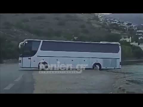 fonien.gr - Λεωφορείο παραλίγο να πέσει στη θάλασσα στην Ελούντα