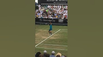 Roger Federer Aufschlag Slow Motion • Stuttgart 2018