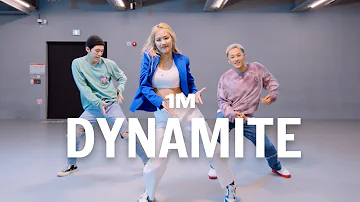 BTS - Dynamite / Ara Cho Choreography