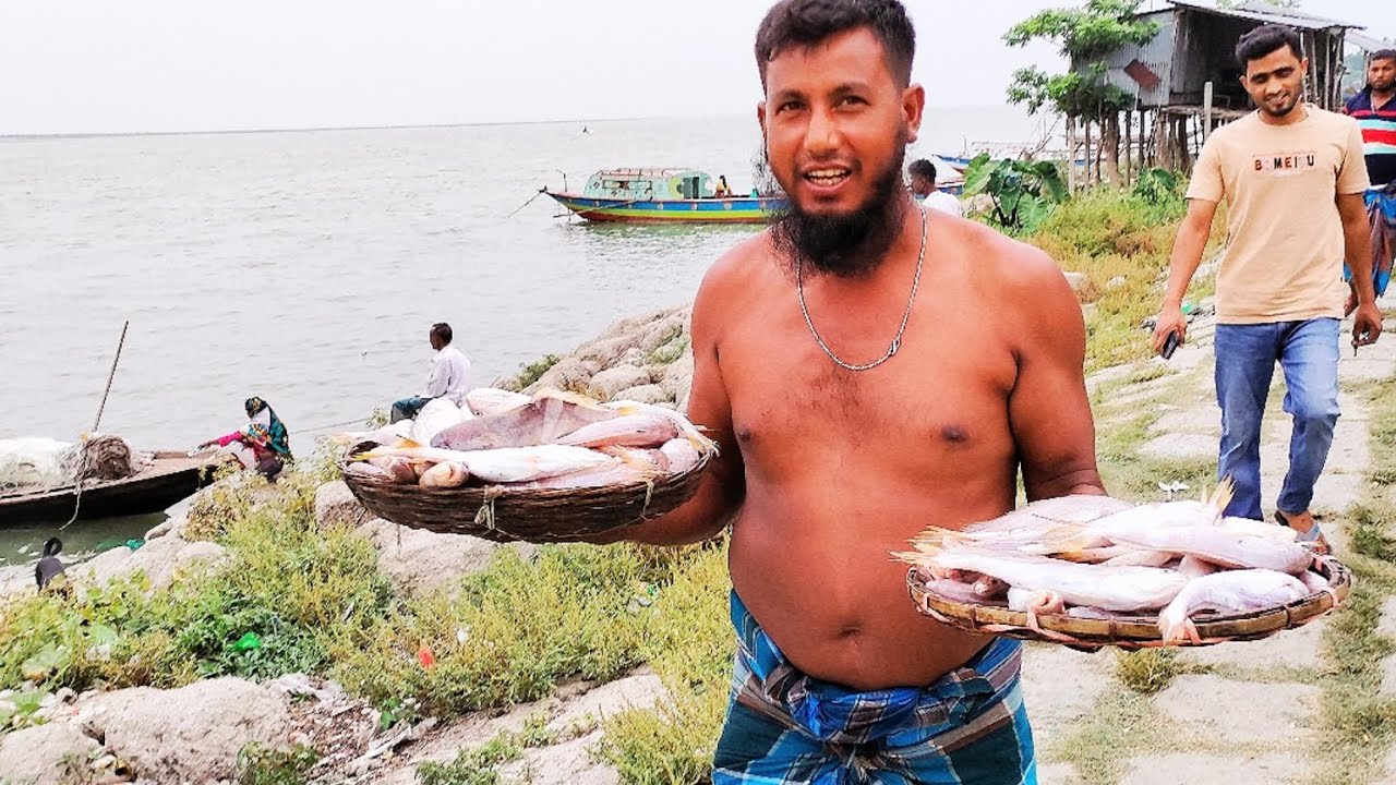 হাইমচরে-চরভৈরবী এলাকায় জেলেদের সাথে একদিন। Raw video
