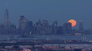 Amazing video of the moon rising over Manhattan