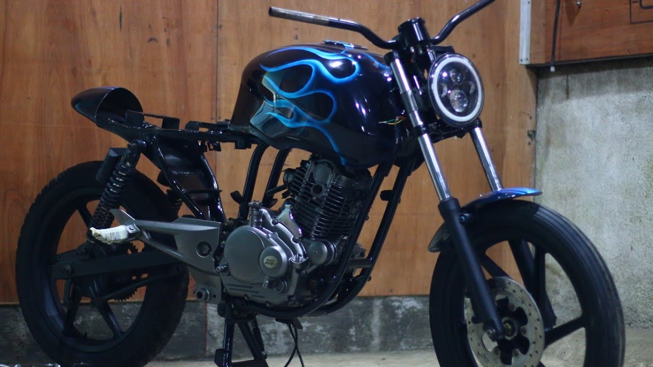 Cafe racer (part 2 ) final with exhaust sound - YouTube