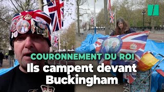 Avant le couronnement du roi Charles, les premiers fans campent déjà devant Buckingham