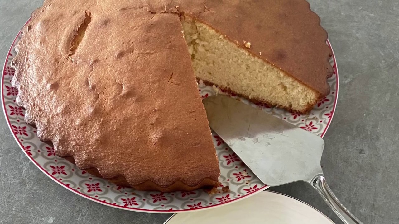 Gâteau au yaourt 😋😋 idée simple et rapide pour le goûter 🥰🥰 YouTube