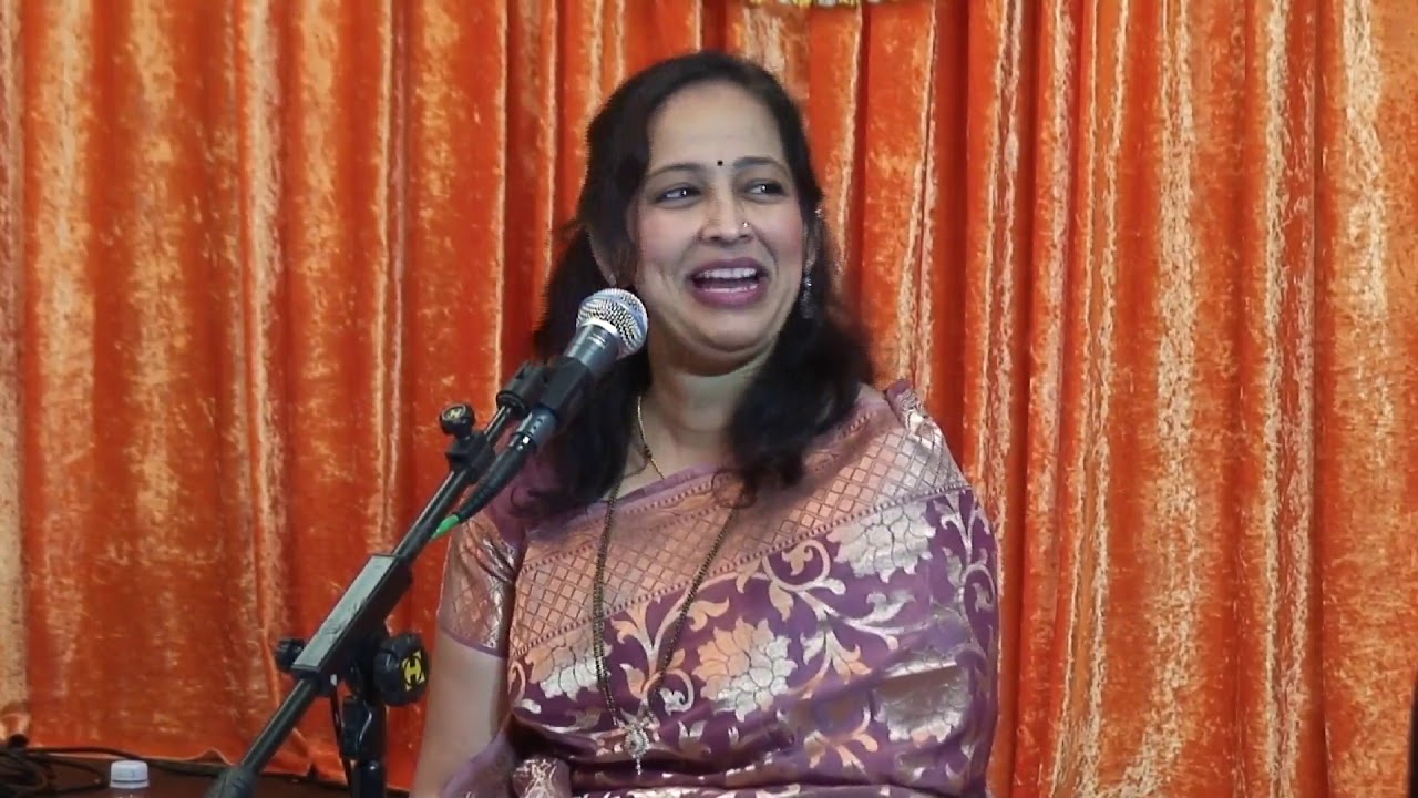 Avaghe Garaje Pandharpur | Avaghe Garaje Pandharpur Lyrics in Marathi ...
