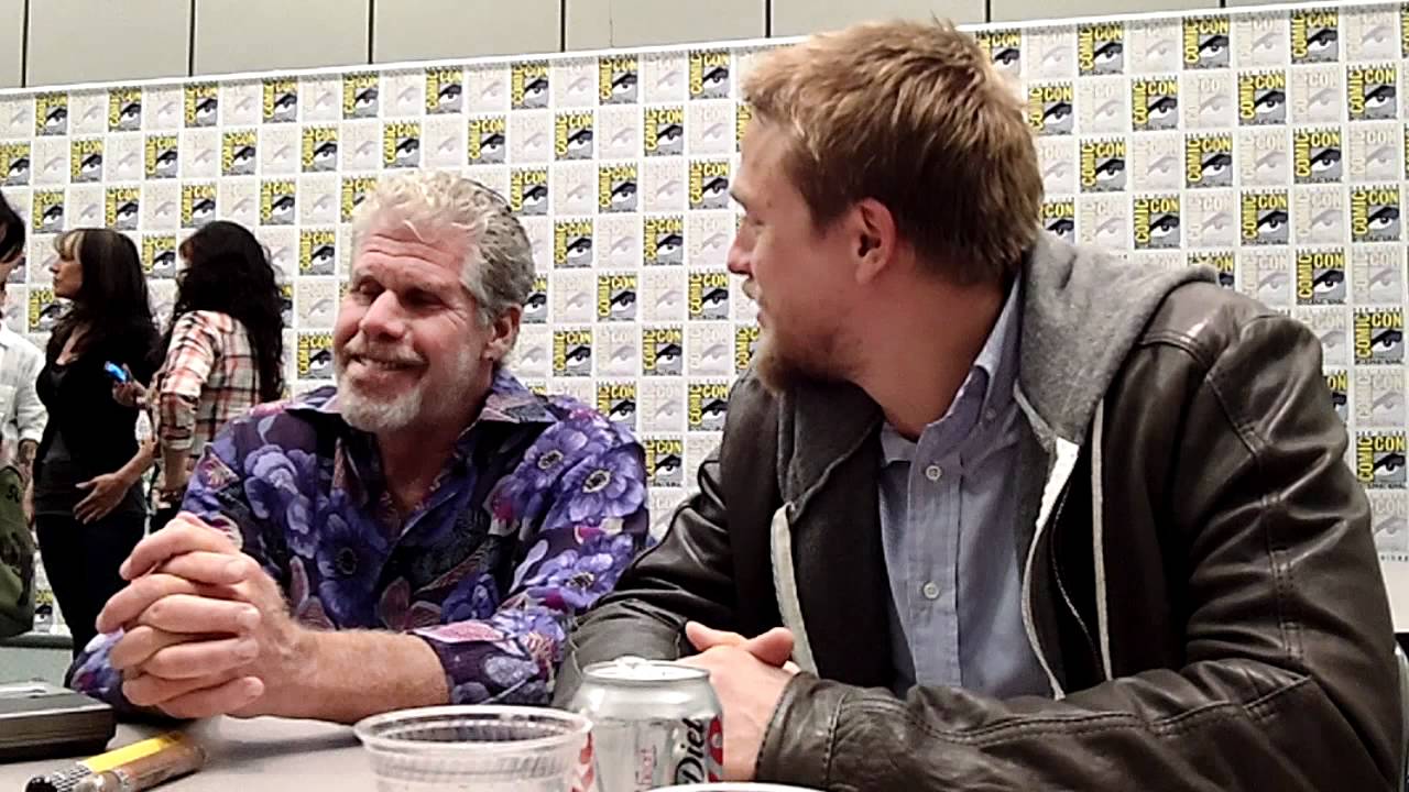 Ron Perlman & Charlie Hunnam Talk Sons of Anarchy at Comic-Con 2011