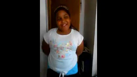 Myi Amazing  Niece Sings!!