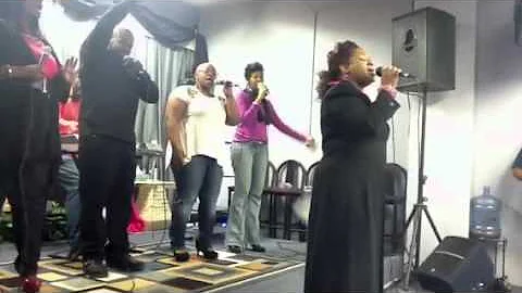 Co-Pastor Dayna DeVine