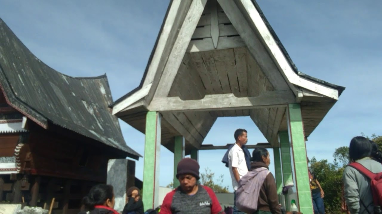 RUMAH ADAT // ULU DARAT // TEMPAT SAKRAL