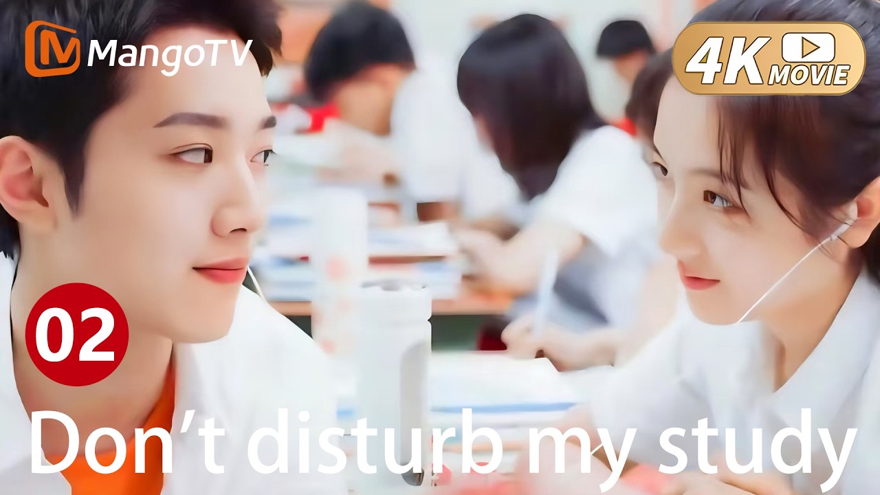 Li Landi caught the handsome school heartthrob showing off his physique.