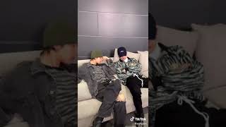 [ENHYPEN TIKTOK] Jake and Heeseung “Attention, please!” (10.19.21)