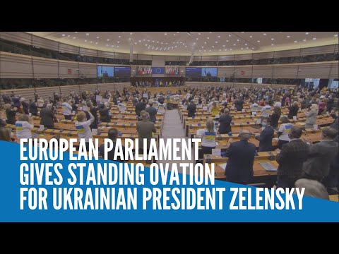 European Parliament gives standing ovation for Ukrainian President Zelensky