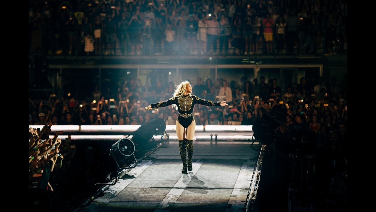 Beyoncé Love on top live acapella @ San Siro Stadium, Milan - YouTube