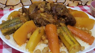 الكسكس باللحم و المرقة الحمراء وصفة الطعام طريقة الغرب الجزائري   قالولي متعرفيش طيبي  couscous