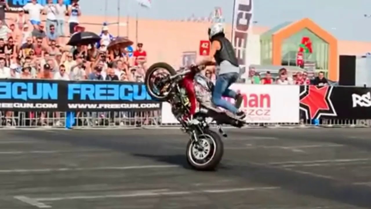 girl bike stunt