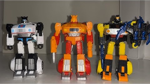 How to transform legacy toxitron collection G2 universe Jazz figure. Transformers studio series 86