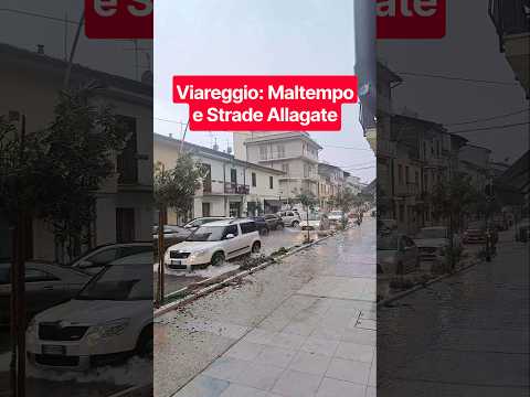Video Maltempo, pioggia e strade allagate a Viareggio, 17 Settembre 2026.