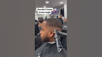 How to fade out a skin line in 50 SECONDS #shorts #haircut