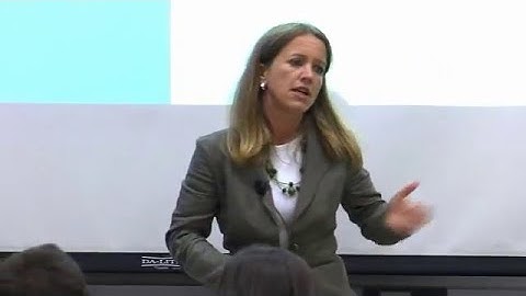 Telecommunications  05/10 - Global and local network effects in the telecom sector (part 1)