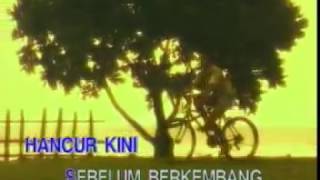 Video thumbnail of "Layu Sebelum Berkembang_Rani Pancarani"