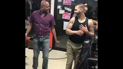 Barberos bailando