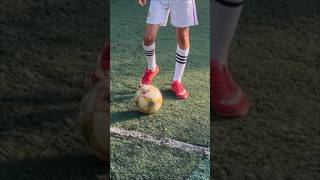 ROULETTE FOOTBALL SKILLS TUTORIAL 🔥🤩💫 #football #skills #tricks #ballcontrol #roulette #tutorial