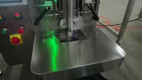 Multi bowls vibrating sorting counting filling sealing machine for hardware bags with 3 bowls plates