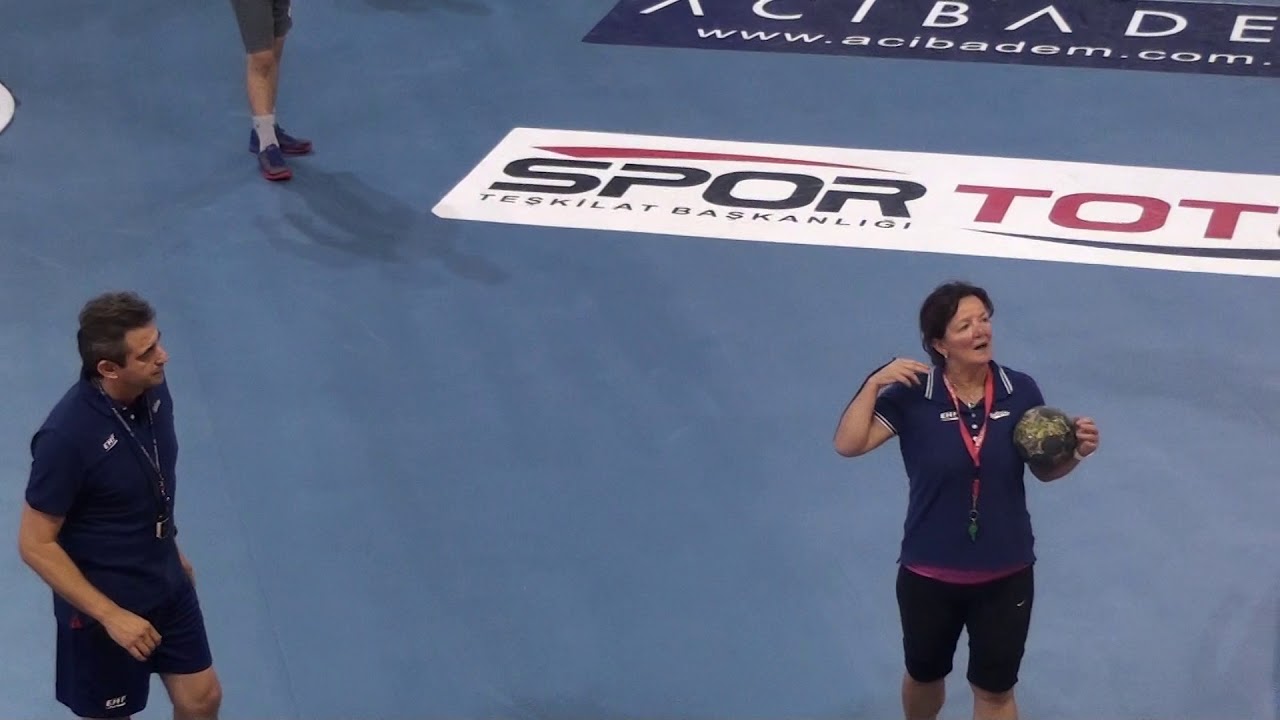 25 08 2017– Marta BON   Hızlı Hücum ve Hücumda Yaratıcılığı Nasıl Geliştirebiliriz