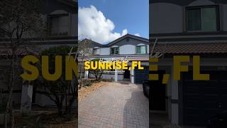 Inside a beautiful 3BR townhome in Sunrise #miamirealestate #hometour #forsale