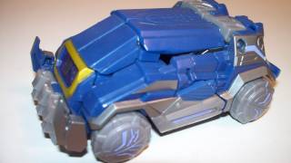 TRANSFORMERS GENERATIONS WFC SOUNDWAVE DELUXE CLASS ACTION FIGURE TOY REVIEW
