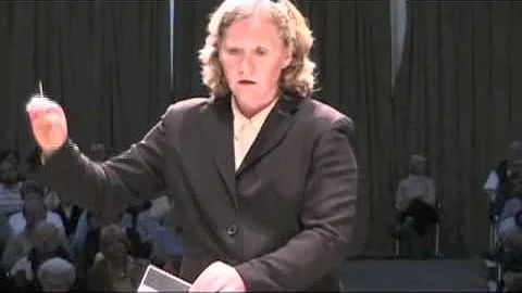 Alison Gaines Conducts Serenade