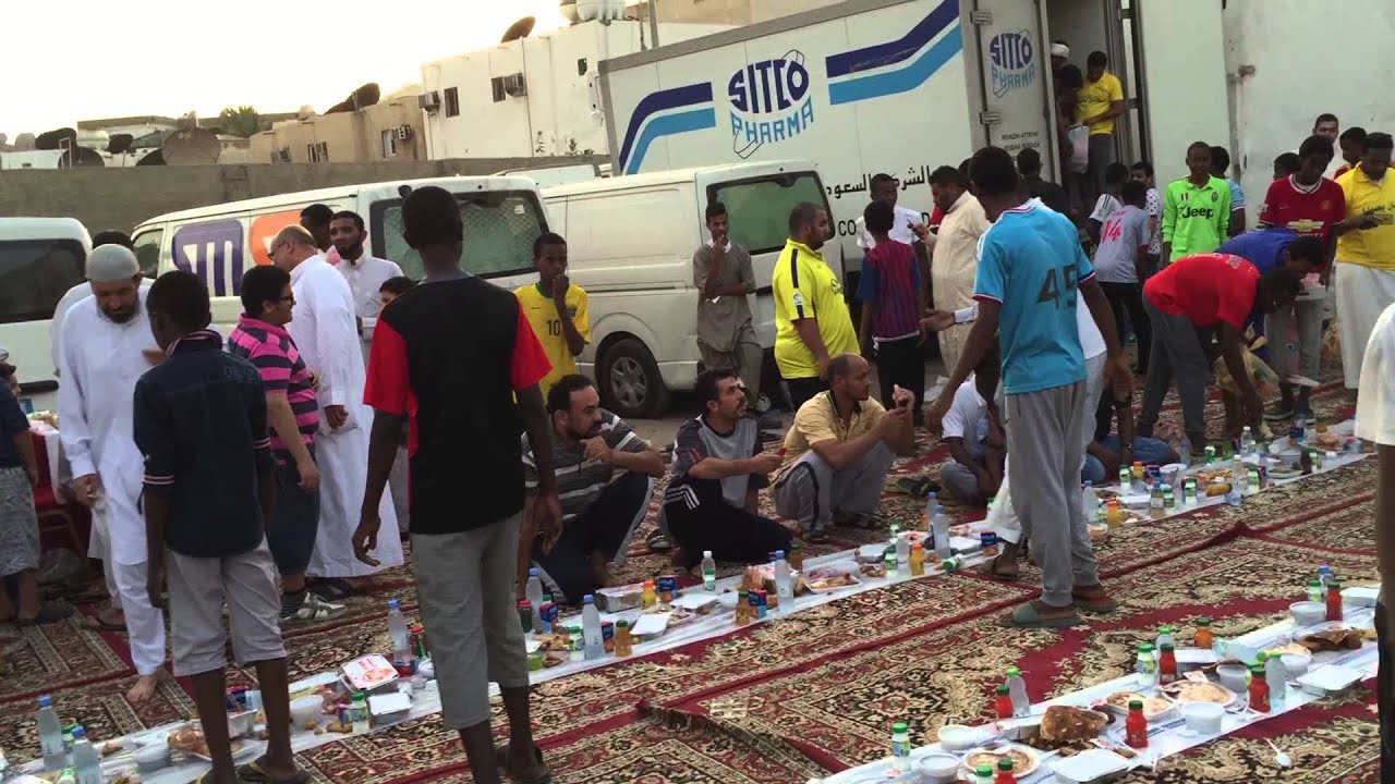 الافطار الجماعي السنوي ١٦ رمضان ١٤٣٦ لشباب عنيكش