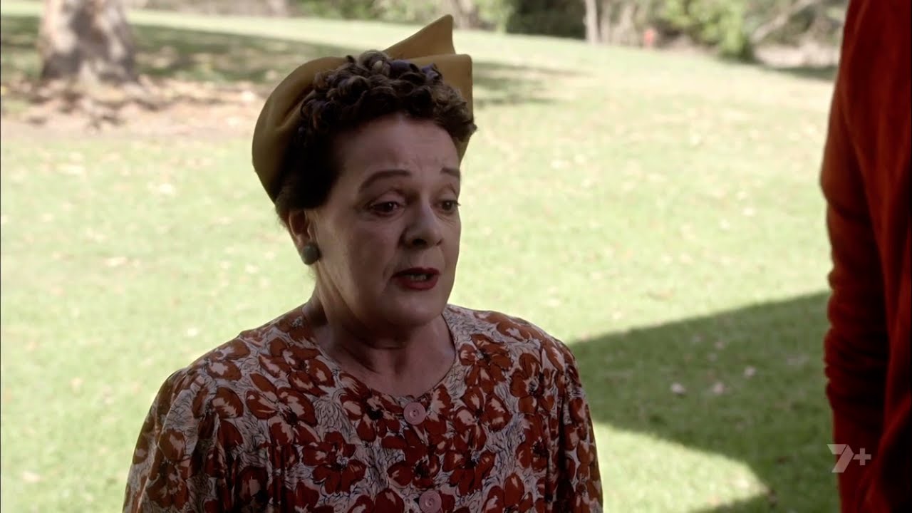 1x13 1 Third finger left hand