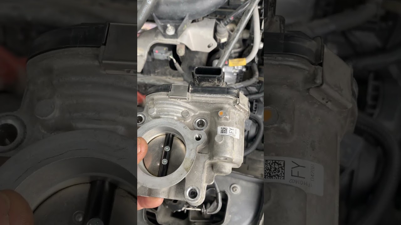 Clio 1.0 tce boğaz kelebeği problemi usta yardımı olmadan kendiniz denemeyin lütfen…!!