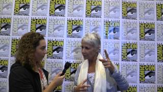 SDCC 2015: Comic Uno interviews  Andrea Romano for Justice League Gods and Monsters