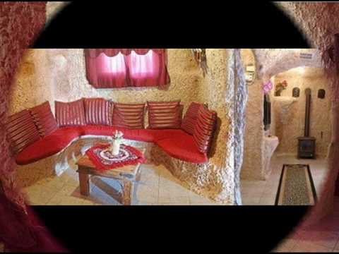 კლდეში გამოკვეთილი სახლი     This house Flinstone