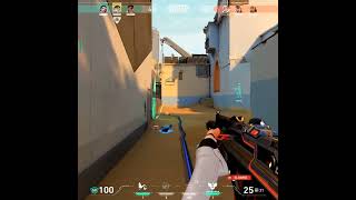 I got crazy plot armor in valorant 😂🤣